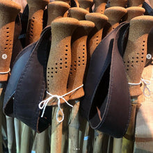 Cargar imagen en el visor de la galería, Colihue Poles